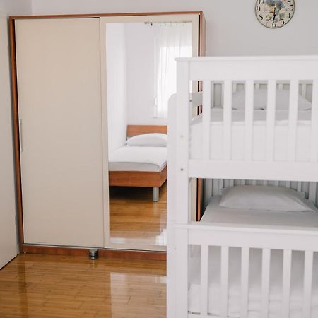 Apartman Petra โตรกีร์ ภายนอก รูปภาพ